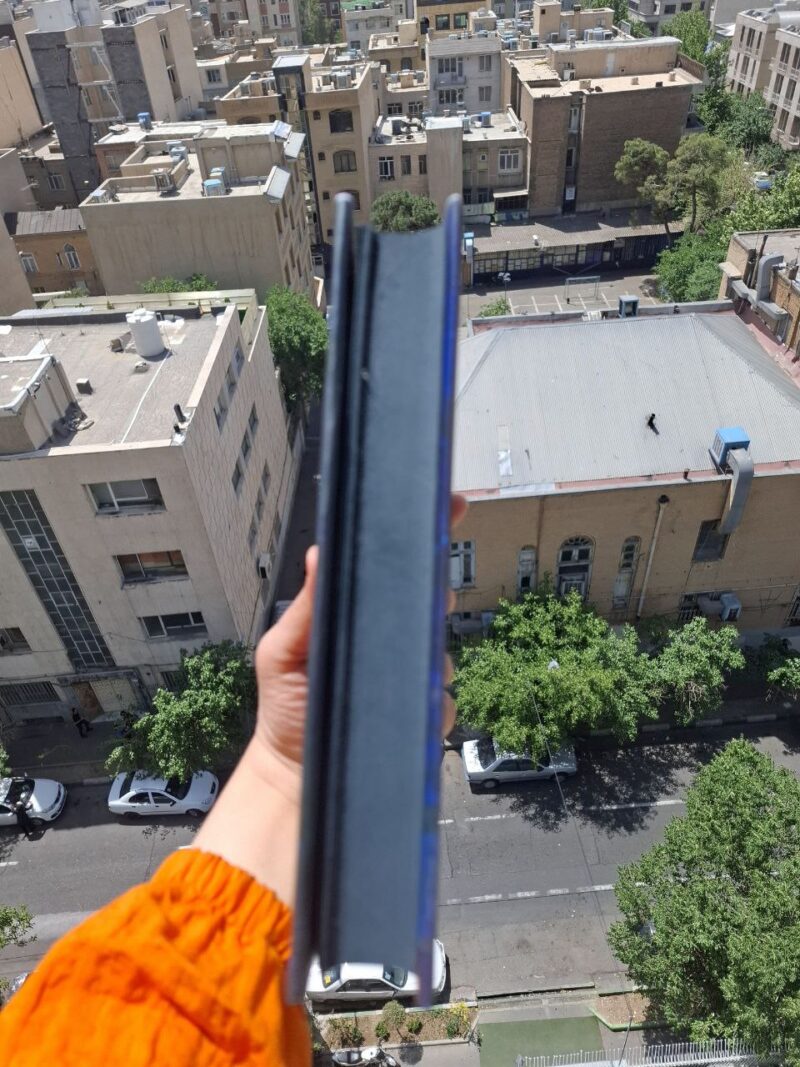 کتاب مشعلی در برابر شب نوشته صبا طاهر نشر مجازی