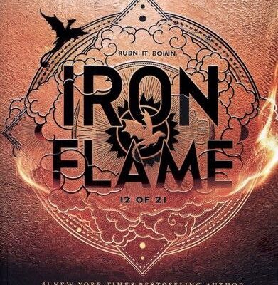 کتاب زبان اصلی شعله آهن IRON FLAME نشر دیا