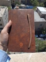 کتاب همسفر نوشته الهه عسکری نشر مون