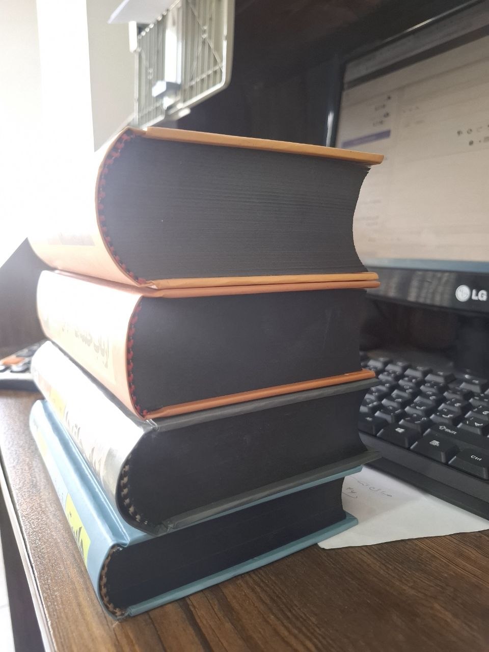 کتاب ارباب حلقه ها 4 جلدی نشر روزنه گالینگور